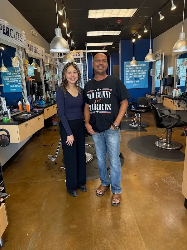 SUPERCUTS — Hair salon in New Caney